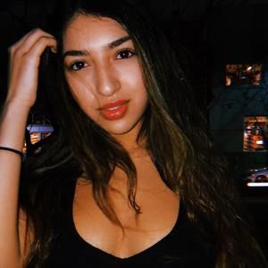 Meet your Posher, Kelly